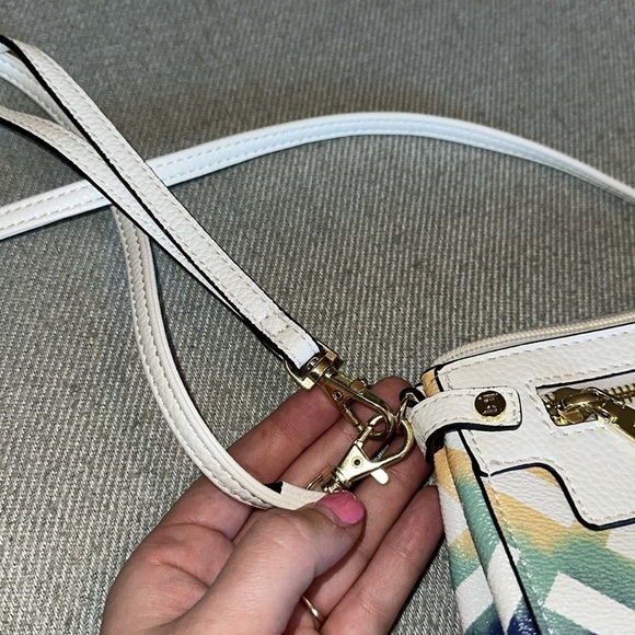 Liz  Claiborne Crossbody - Picture 7 of 10